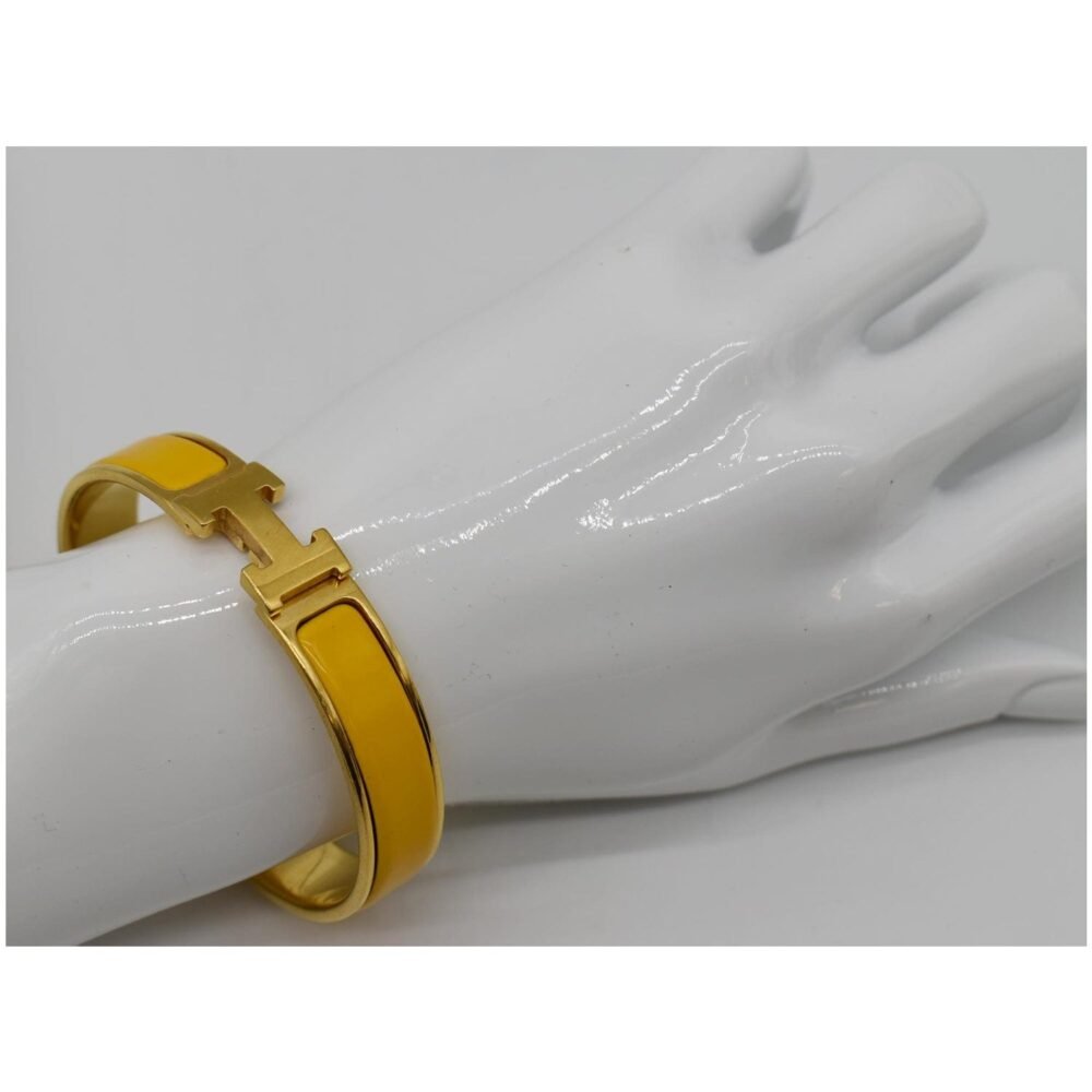 Anti-tarnish bracelets