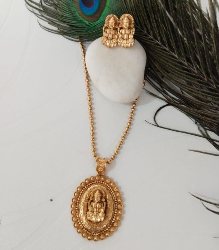 Gold plated necklace