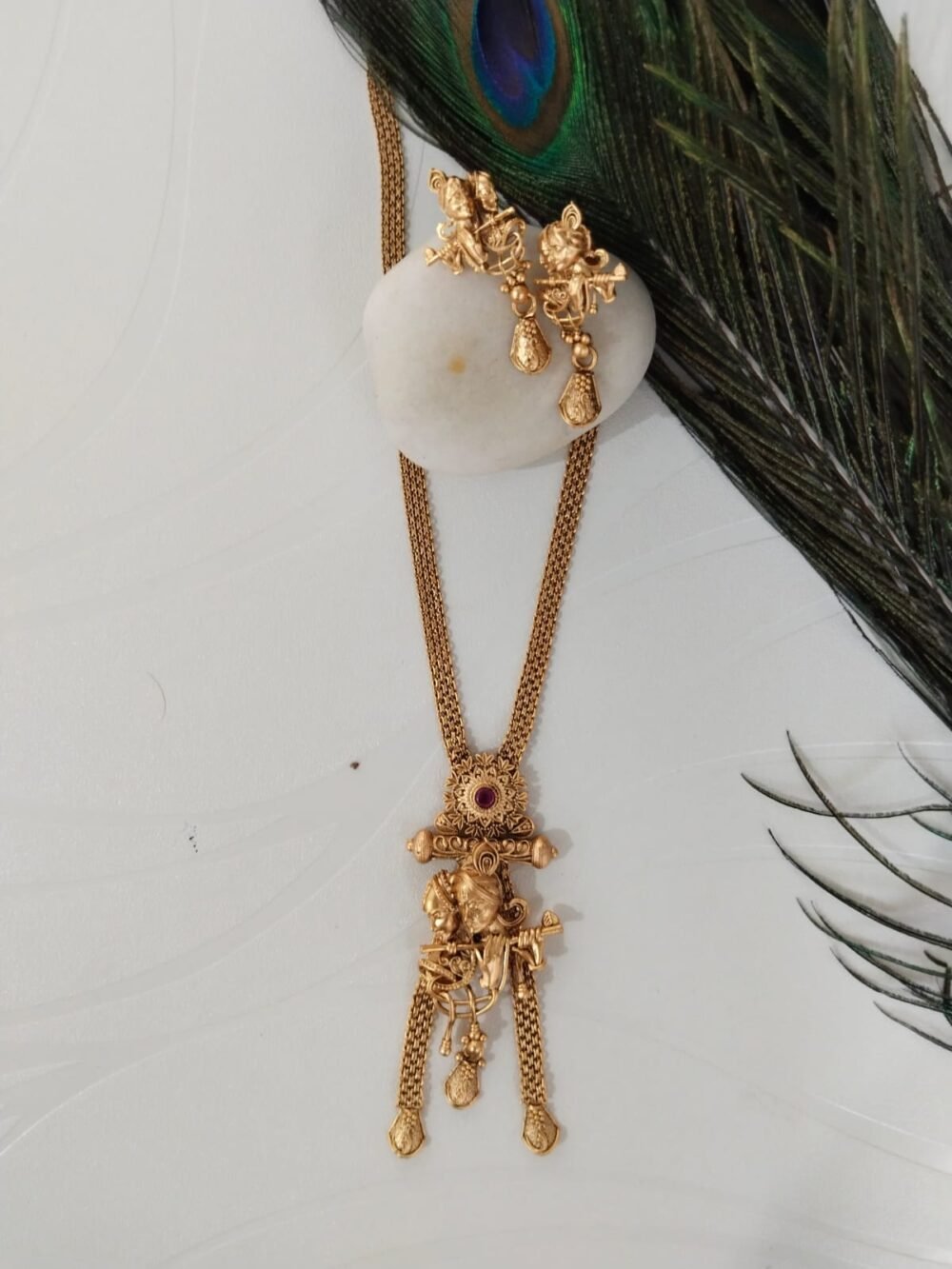 Gold plated necklace