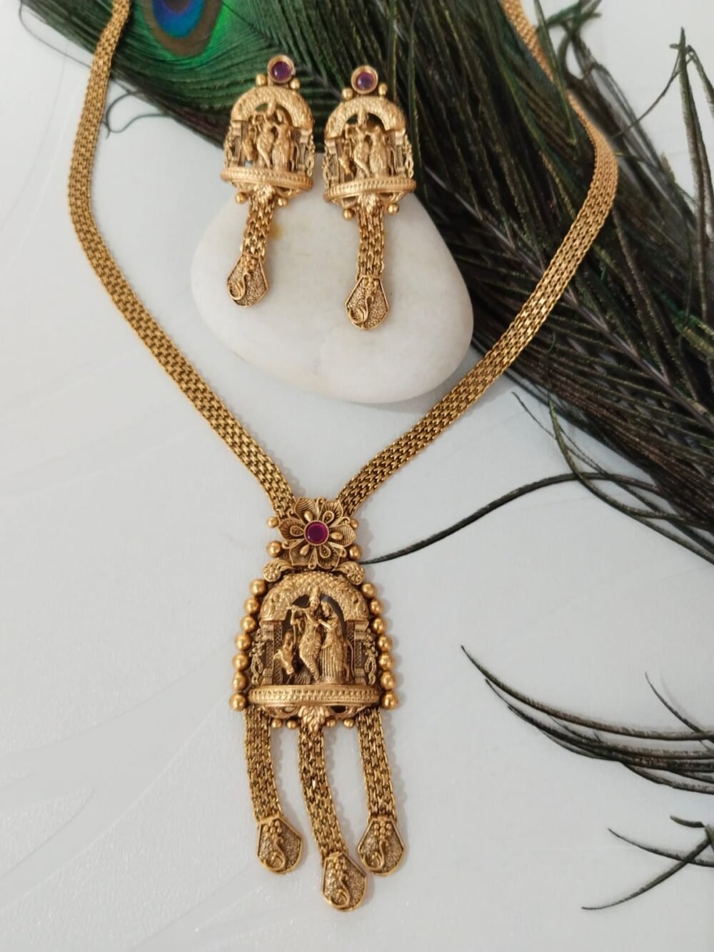 Gold plated necklace